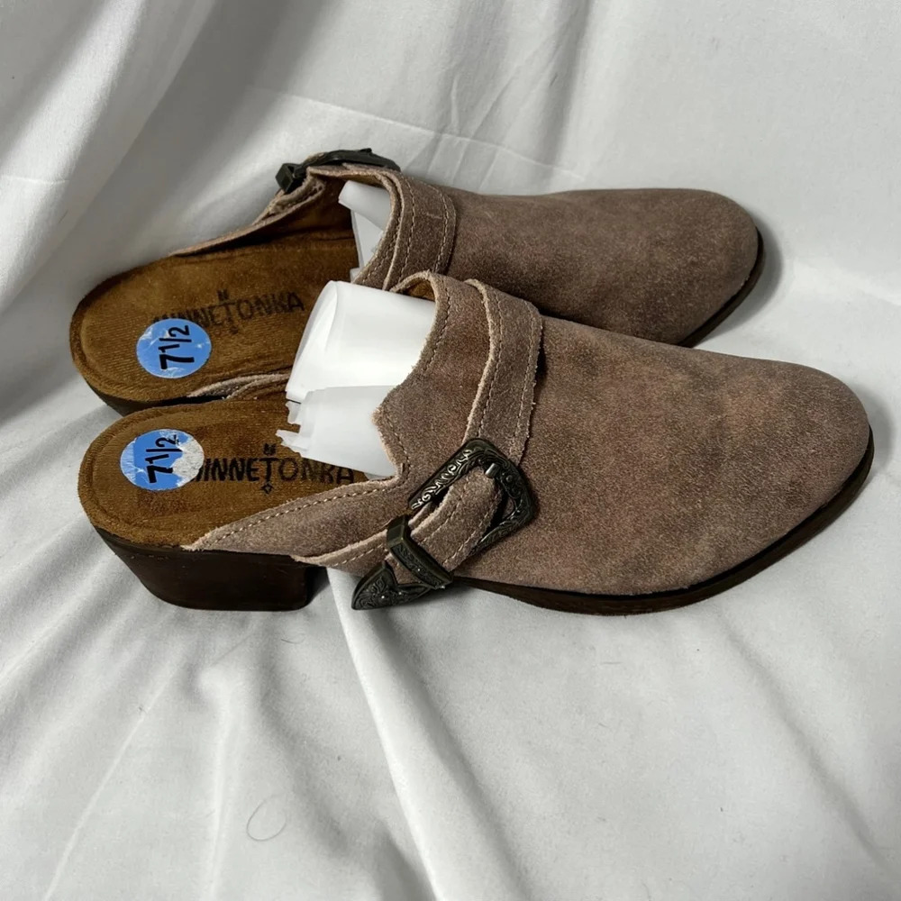 Minnetonka Billie Mules Leather Western Brown Size 7 1/2 NWOB‎